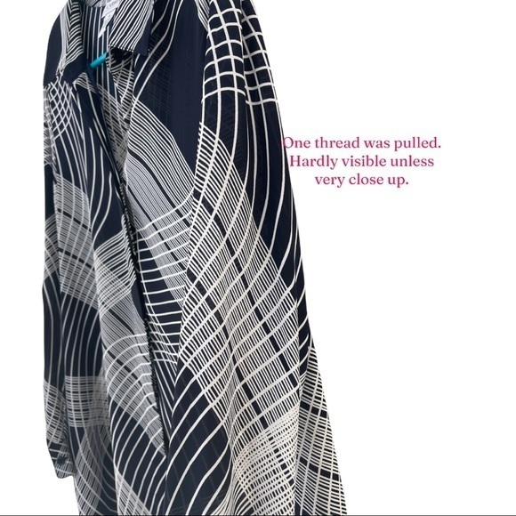 Carmen Marc Valvo handkerchief hem Coverup/Blouse - Picture 6 of 6